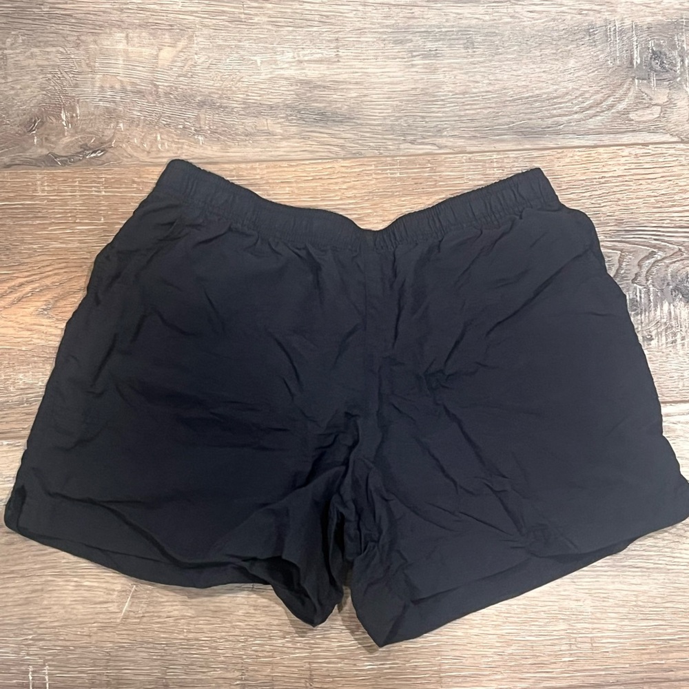 Women's Black Columbia Shorts